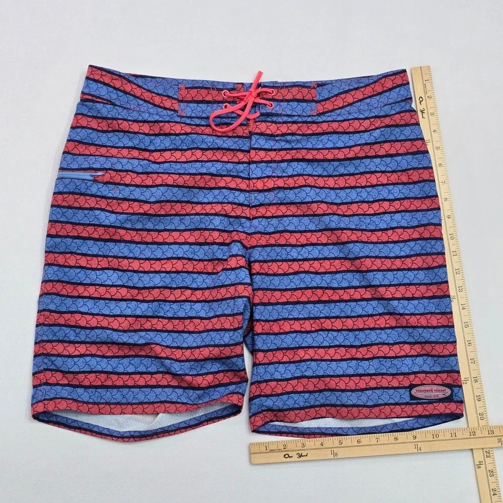 Vineyard Vines Mens 34 Board Shorts Red Blue Striped Fish Scale Swim Trunks